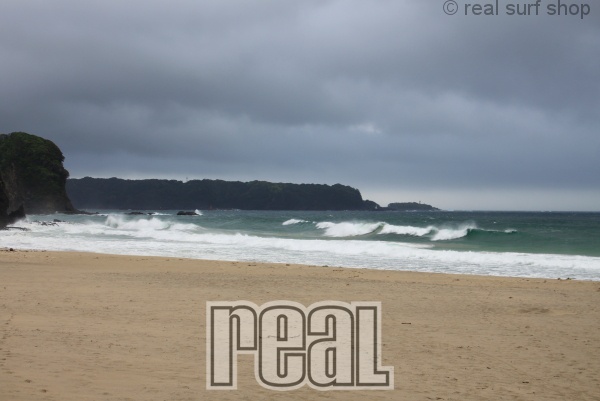 波は続いてます。