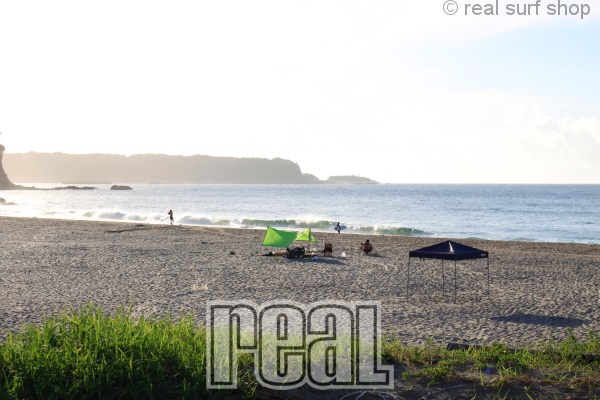 弱いウネリは続いてます。