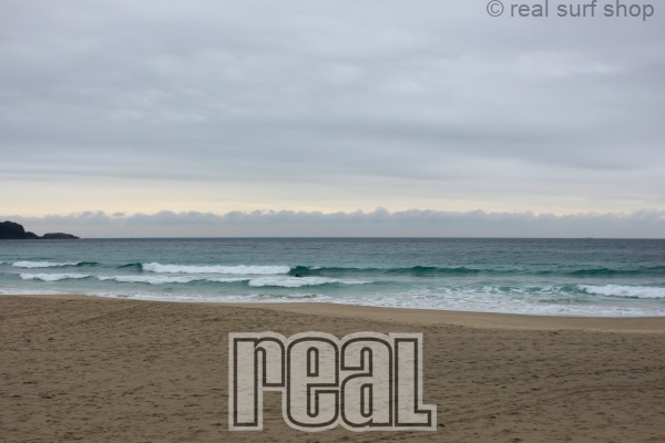 割れづらく、波数は少ないです。