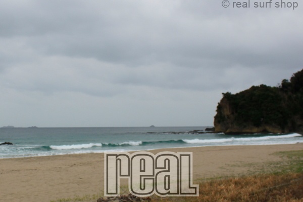 潮が多くて割れづらいです。