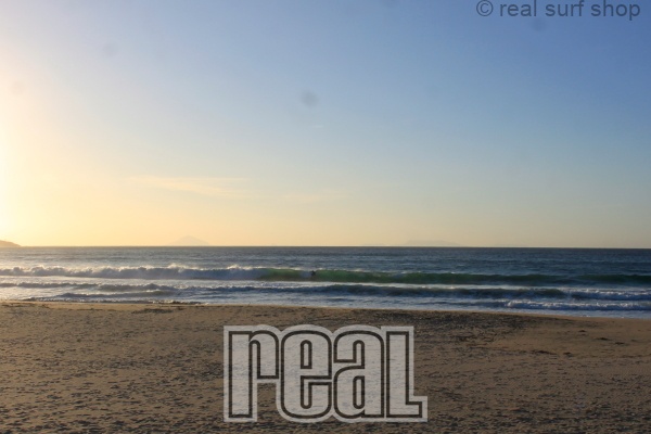 台風の波は続いています。