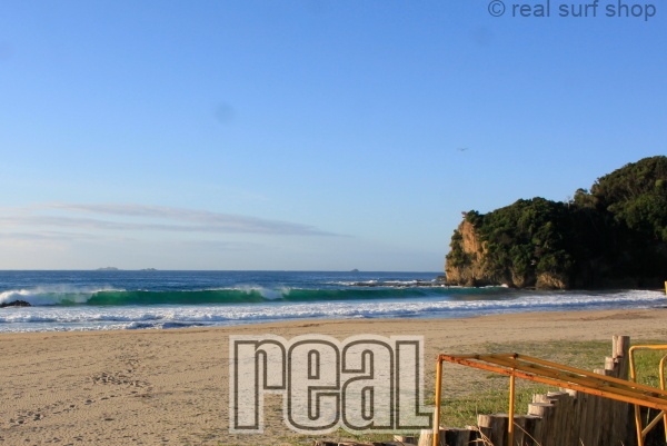 ワイドな波は続いています。