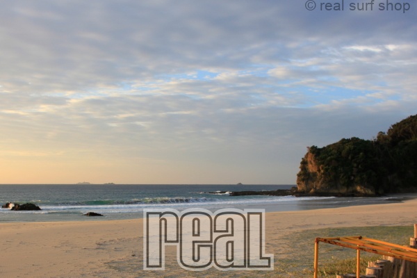 潮が引いてインサイドのワイドブレイク。