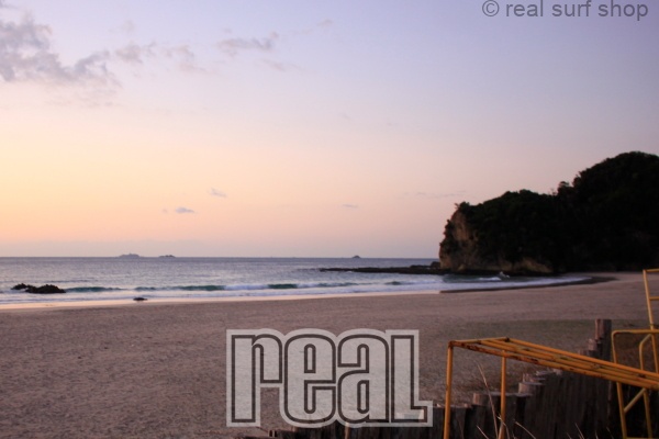 インサイドのスモールダンパー。