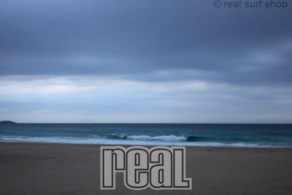 風波でサイズアップしてます。